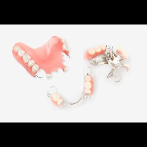 Camila prothetischemondzorg image 2