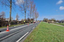 Botsing op N244 bij Zuidschermer, weg afgesloten