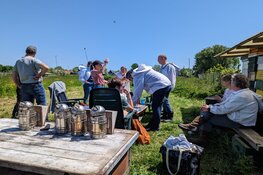 Op bezoek bij de Imkerschool/Imkerij Florensia op de natuurwijngaard van Oterleek!