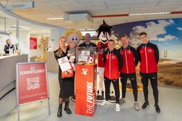 AZ op bezoek bij Noordwest Ziekenhuisgroep in Alkmaar Opening van uniek AZ geboorteloket