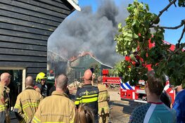 Grote brand bij zorgboerderij Schermerhorn