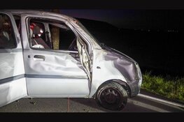 Auto slaat over de kop bij eenzijdig ongeval op N243