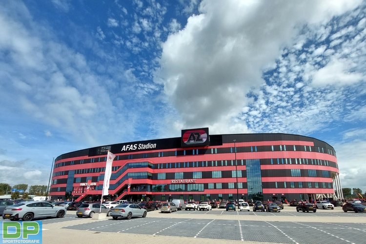 AZ legt doelman Jari de Busser vast