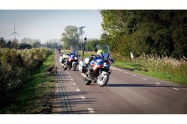 Motorrijder gewond na botsing met afslaande auto bij Zuidschermer