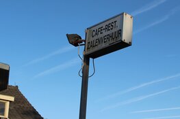 Sloop van Het Schermer Wapen in volle gang