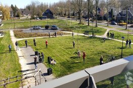 Bewoners Hugo-Waard blij verrast door optredens