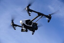 Drones gaan dit weekend controleren of mensen wel voldoende afstand houden