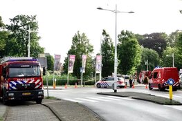 Grote brand in ondergrondse parkeergarage Alkmaar, hitte en rook bemoeilijken blussen