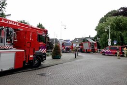 Grote brand in ondergrondse parkeergarage Alkmaar, hitte en rook bemoeilijken blussen