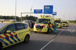 Drie gewonden bij eenzijdig ongeval N242