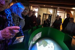 "Van koe naar kaas". Wethouder Pieter Dijkman opent interactieve maquette Kaasmuseum